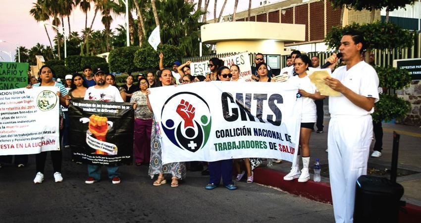 Trabajadores del IMSS convocan nueva marcha este martes en La Paz; protesta llegará a Urgencias de Clínica 1
