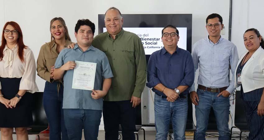 Concluye Secretaría del Trabajo curso para mejorar la atención ciudadana