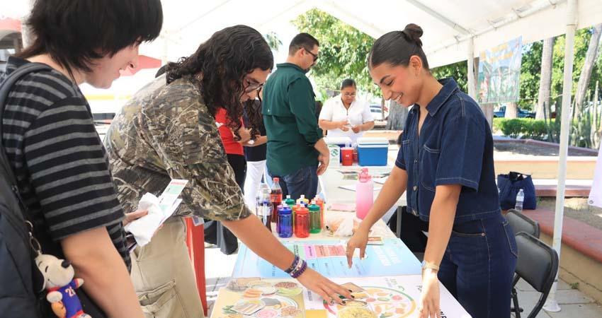 Promueven en la UABCS la prevención y el bienestar mediante la Feria Universitaria de la Salud