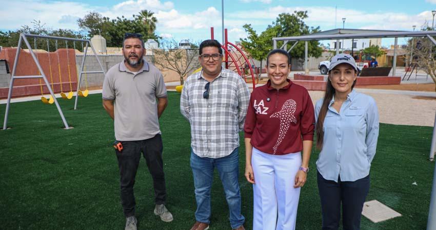Supervisa Milena Quiroga obra de transformación del parque La Biznaga