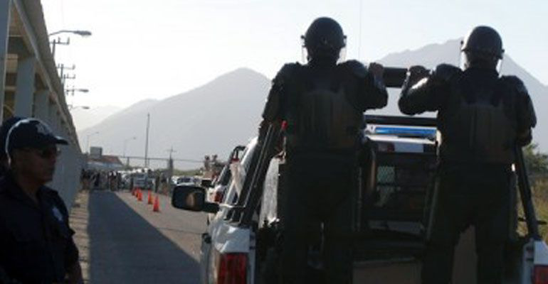 Instalan cámaras de video vigilancia en unidades de transporte público de CSL