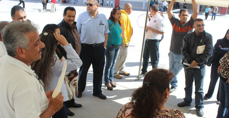 Trabajadores se le revelan a Osuna Frías; dicen que ya no representa los intereses del Sindicato de Burócratas de La Paz