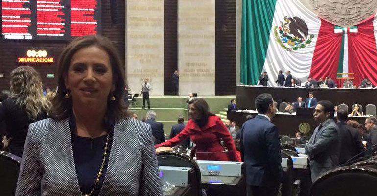 Histórico Suceso…Tres Mujeres representan a B.C.S. en el Congreso de la Unión   