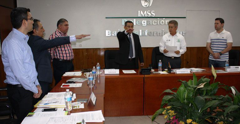 Rinden protesta ante consejo consultivo delegacional del IMSS nuevos representantes gubernamentales