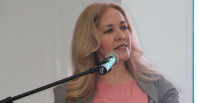 PRI propone acabar con “puentes vacacionales” 