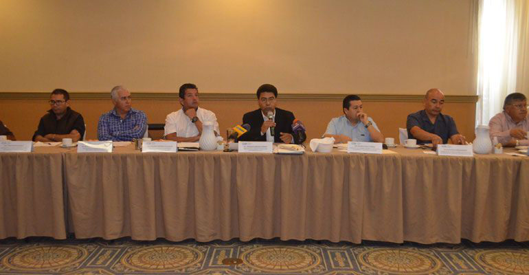 Lamenta el CCE que la micro y pequeña empresa Sudcaliforniana se convierta en empleados de los grandes consorcios