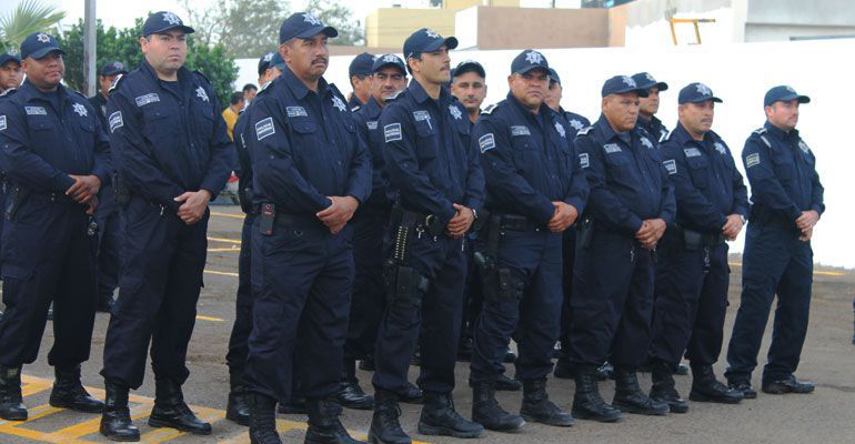 BCS entre los estados que reprobaron los exámenes de control y confianza; especialistas acusan crisis de seguridad en la entidad