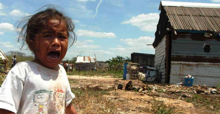 ¿A que se deberá que México no puede dejar atrás la pobreza?