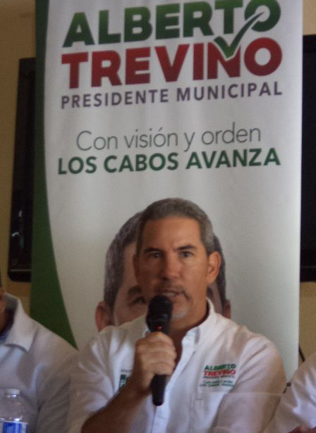 Planilla y candidato Treviño limpios de drogas ilegales