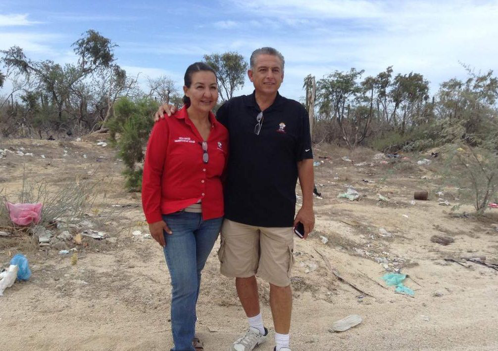 Entregan a Sociedad Humanitaria terreno para construir albergue de perros y gatos