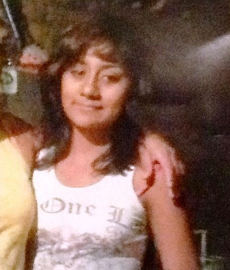 Una madre angustiada pide ayuda para encontrar a su hija de 15 años