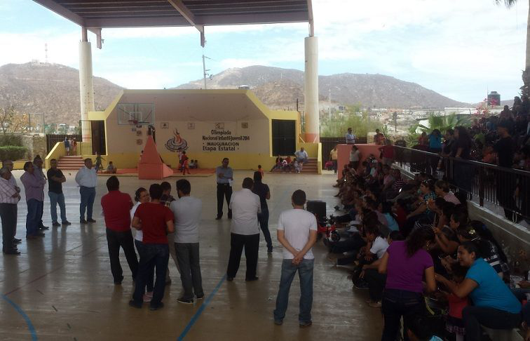 Maestros de CSL continúa en paro