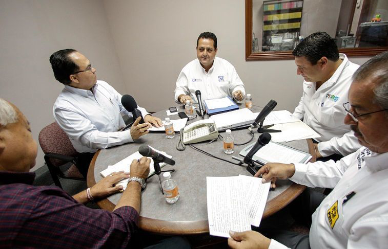 Presentó Mendoza Davis mejores propuestas en el debate de candidatos