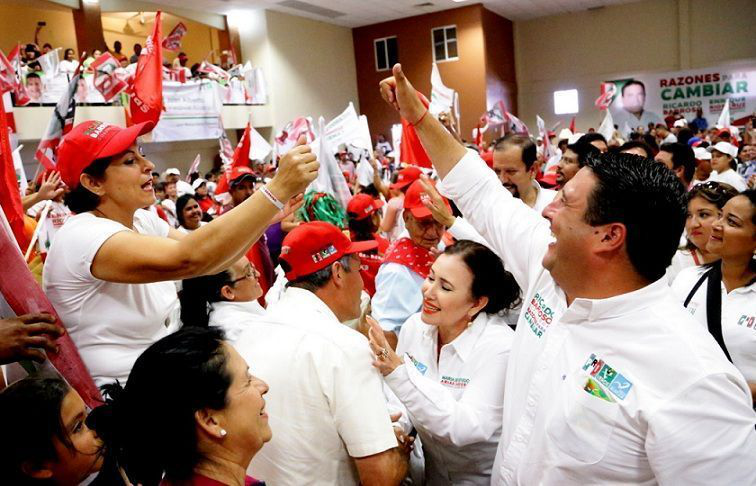 Vuelve a demostrar Ricardo Barroso su fortaleza en 2do debate del IEE