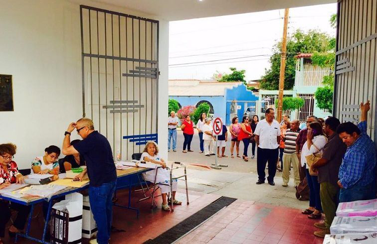 Molesta la ciudadanía por la tardía instalación de Casillas