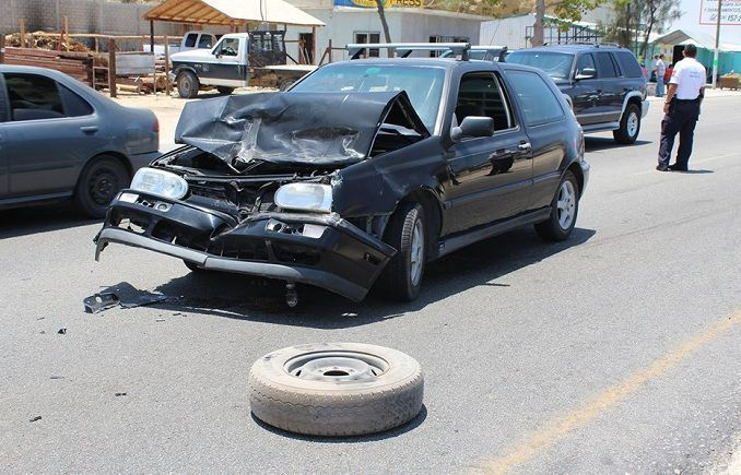 Falta de precaución sigue provocando accidentes de tránsito en Los Cabos