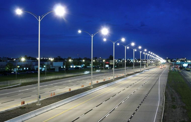 Por irregularidades detuvieron la concesión del alumbrado público de La Paz