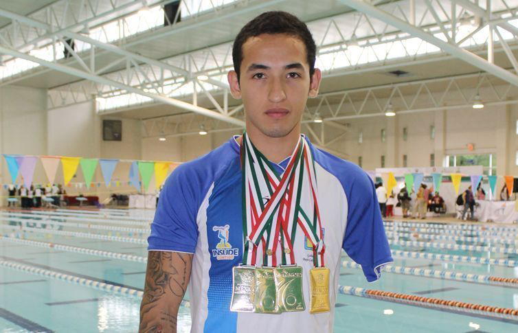 Luis Armando Andrade es tetracampeón Paralímpico de Natación