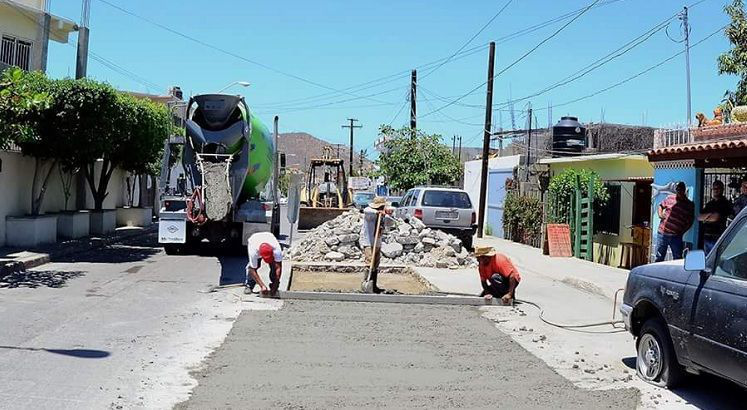 Se invierten más de 2 millones de pesos en bacheo para el puerto de CSL