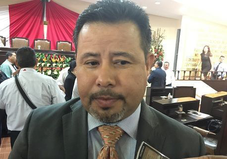 Insiste… El diputado Barrón Pinto se pronuncia por consulta ciudadana sobre matrimonios gays