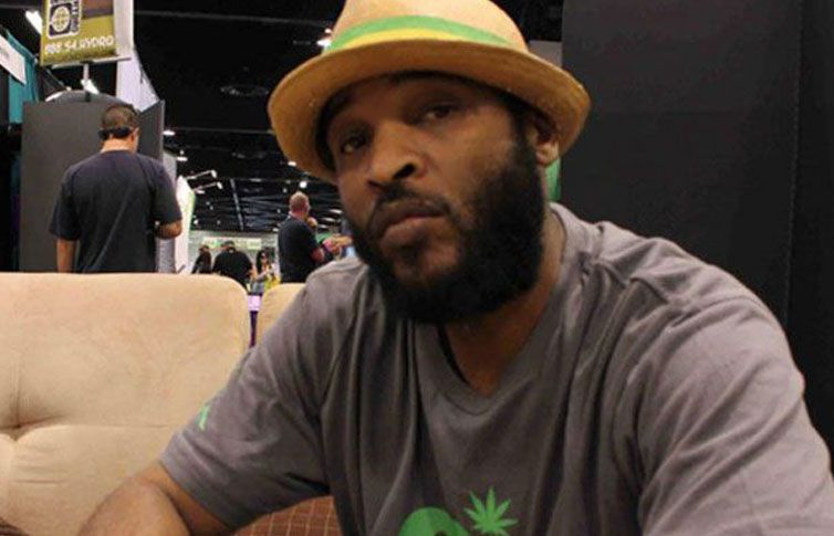 Rapero se siente orgulloso de haberse cortado el pene