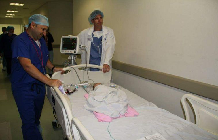 54 niños de todo el estado han sido operados a corazón abierto