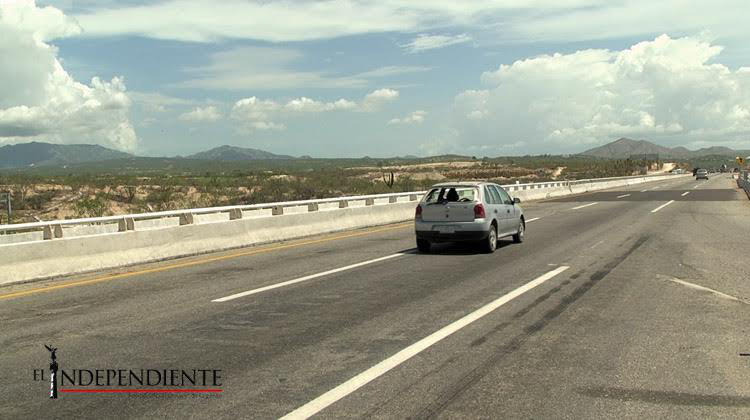 Rotundo ¡no! Al nuevo tramo carretero