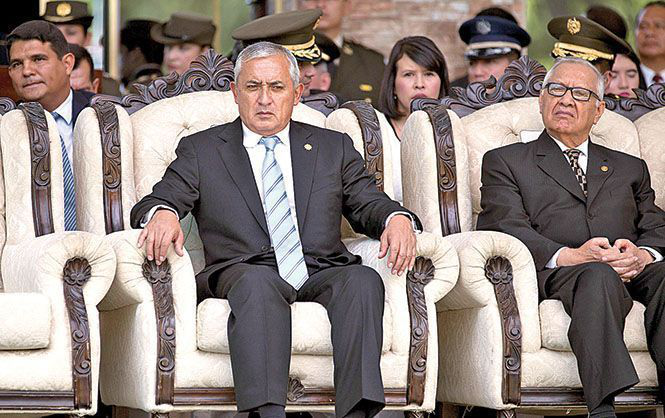 Analizan si retiran inmunidad a Otto