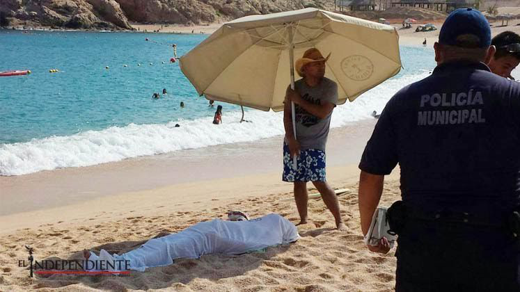 Tragedia dominical; muere joven ahogado en playa Santa María