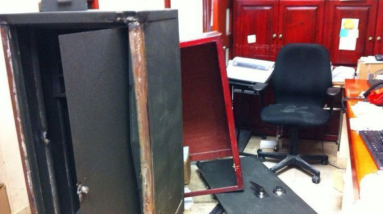 Dos detenidos, ex funcionarios amparados y más de 15 personas han rendido declaración tras 6 meses del robo a tesorería de Los Cabos