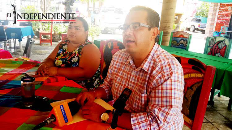 Denuncian padres que interpusieron amparo amenazas por parte de maestros