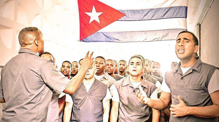 Indultan a tres mil 522 presos en Cuba