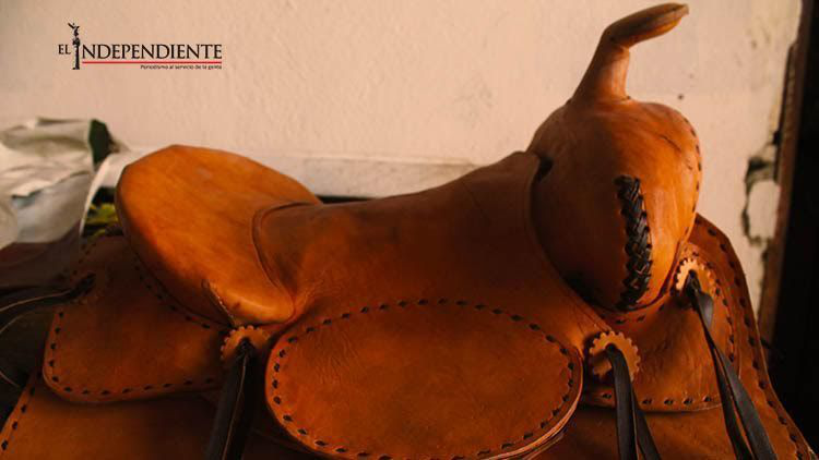 Talabartería; arte y tradición grabado en la piel de un pueblo