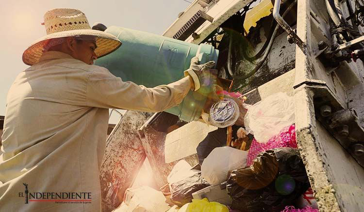 PIDIÓ APOYO...Trabajadores de la CTM y CROC recogerán la basura en La Paz