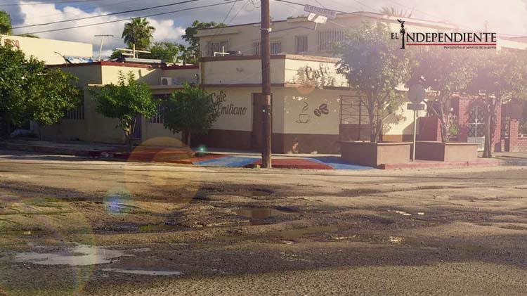 Incalculable la cantidad de baches de La Paz