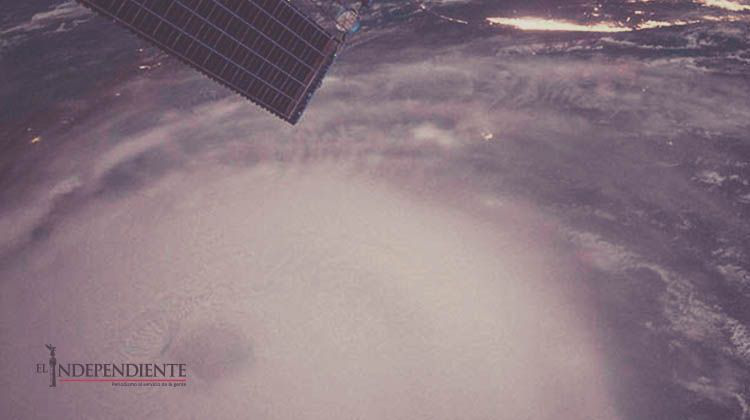 Desaparece en Florida barco con 33 ocupantes tras paso de 'Joaquín'