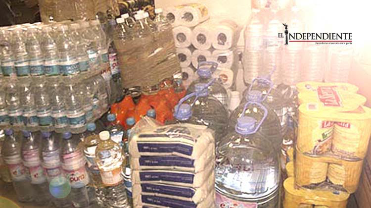 Jóvenes josefinos instalan centro de acopio en la cancha del Zacatal