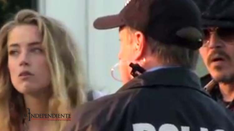 Johnny Depp le juega una broma a su esposa