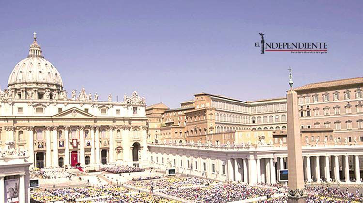 Los cuervos sobre el papa Francisco y la sombra de un nuevo VatiLeaks se publica en libros