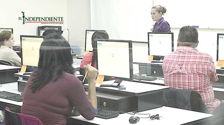 En calma y con nutrida asistencia se celebró evaluación docente en BCS