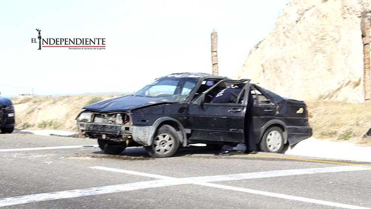 Enésima volcadura en corredor turístico deja una persona lesionada