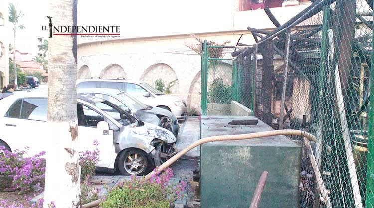 Incendio en hotel Coral Baja obliga a evacuar a más de 100 personas