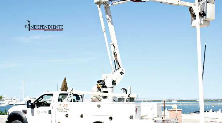 Restablece el Ayuntamiento la operación de más de mil luminarias en La Paz