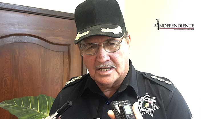 Solo 3 elementos de la policía turística hablan ingles