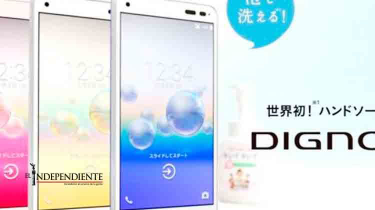 ¿Lavarías tu smartphone con agua y jabón? Este fabricante te invita a hacerlo