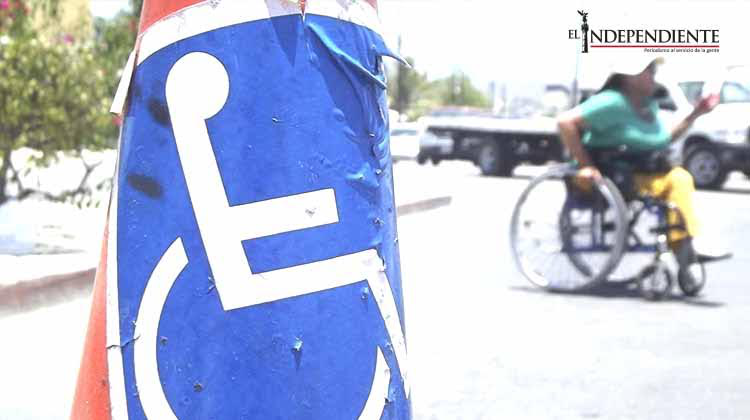 Multas de hasta 7 mil pesos a quien invada áreas para discapacitados