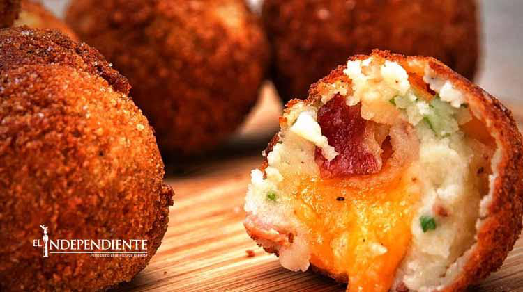 Cómo hacer bolas de papa con queso