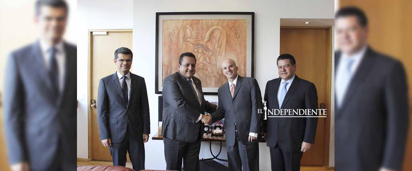 Gestiona el Gobernador del Estado un nuevo hospital del IMSS para La Paz