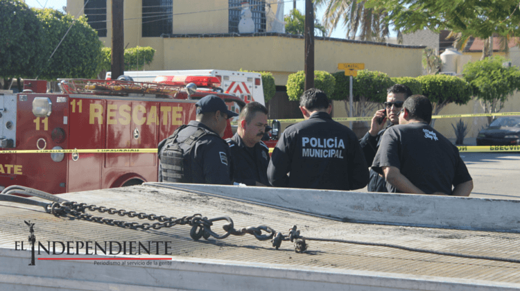 Una persona muerta tras volcadura en la calle Delta