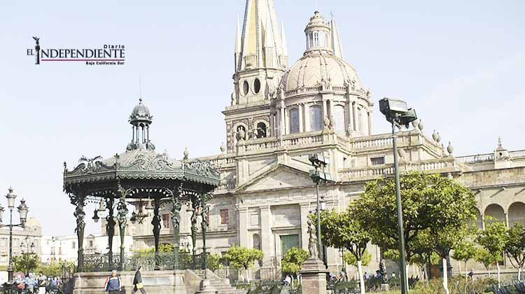 Guadalajara festeja su aniversario 474 con 'Las Mañanitas'